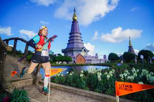 BIB: 638
                            <button type="button" onclick="openModal(19236095)" class="btn btn-primary btn-sm float-right btn-popup" data-toggle="modal" data-target=".modal-high-quality">
                        <i class="fas fa-shopping-cart"></i> Add to Cart
                    </button>
                                            <button type="button" onclick="isThisMe(19236095, true)" class="btn btn-success btn-sm float-right btn-popup btn-isme hidden" data-toggle="tooltip" data-placement="bottom" title="นี่คือรูปของคุณใช่ไหม คลิกที่นี่เพื่อเอาเข้าอัลบั้ม">
                        <i class="fas fa-plus"></i> Add to album
                    </button>
                    <button type="button" onclick="isThisMe(19236095, false)" class="btn btn-warning btn-sm float-right btn-popup btn-isnotme hidden">
                        <i class="fas fa-ban"></i> Remove from album
                    </button>